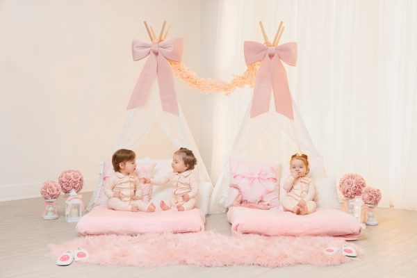 cake smash photographer Riverwoods IL, baby photographer near me Chicago, baby portraits